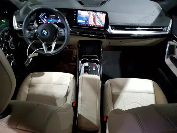 WBX73EF06S5236381 2025 BMW X1 - Image 8