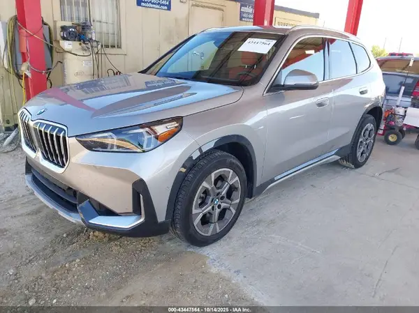 WBX73EF06S5271048 2025 BMW X1 - Image 2