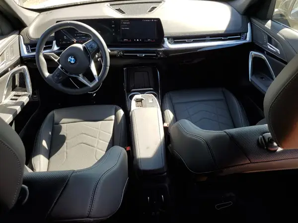 WBX73EF06S5315906 2025 BMW X1 - Image 8