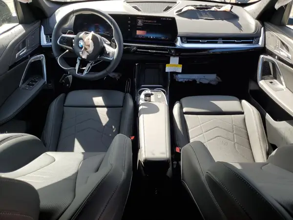 WBX73EF06T5443418 2026 BMW X1 - Image 8