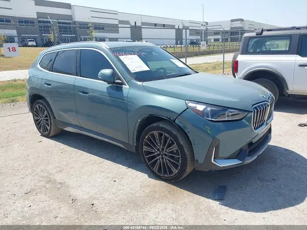 WBX73EF06T5498323 2026 BMW X1 - Image 1