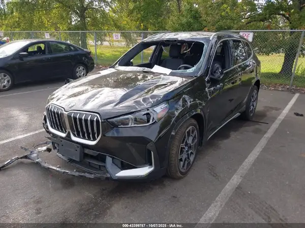 WBX73EF07R5Y42167 2024 BMW X1 - Image 2