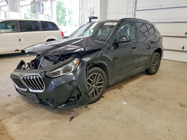 WBX73EF07R5Z51843 2024 BMW X1 - Image 1