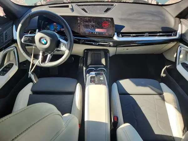 WBX73EF07T5540434 2026 BMW X1 - Image 8