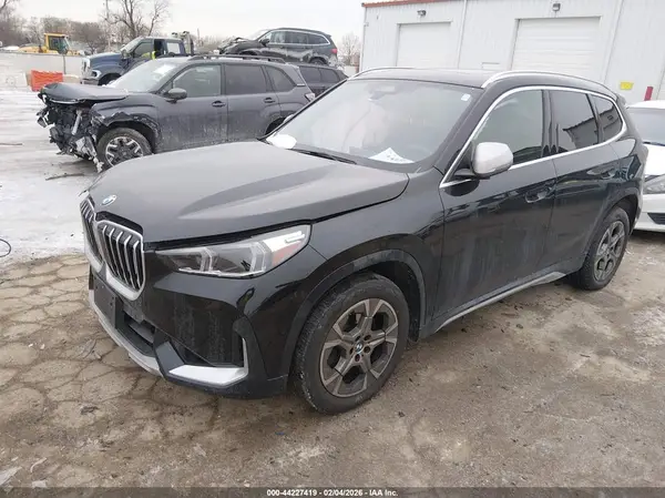 WBX73EF08R5Z85466 2024 BMW X1 - Image 2
