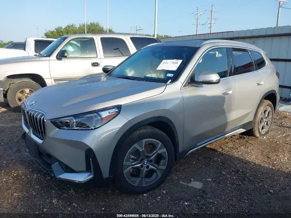 WBX73EF08S5221493 2025 BMW X1 - Image 2