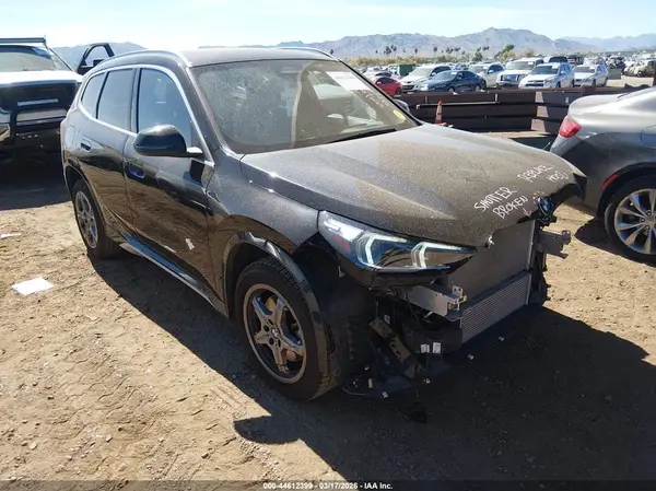 WBX73EF08S5229240 2025 BMW X1 - Image 1