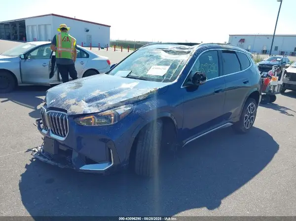 WBX73EF08S5296629 2025 BMW X1 - Image 2