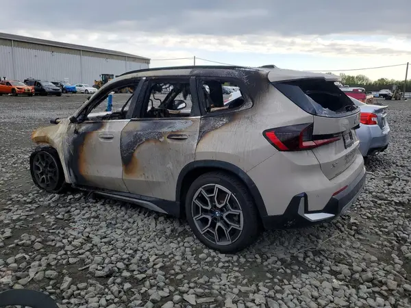 WBX73EF08T5488618 2026 BMW X1 - Image 2