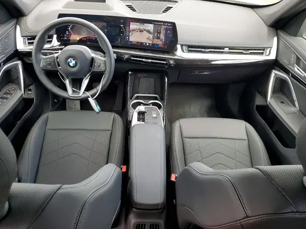 WBX73EF08T5537302 2026 BMW X1 - Image 8