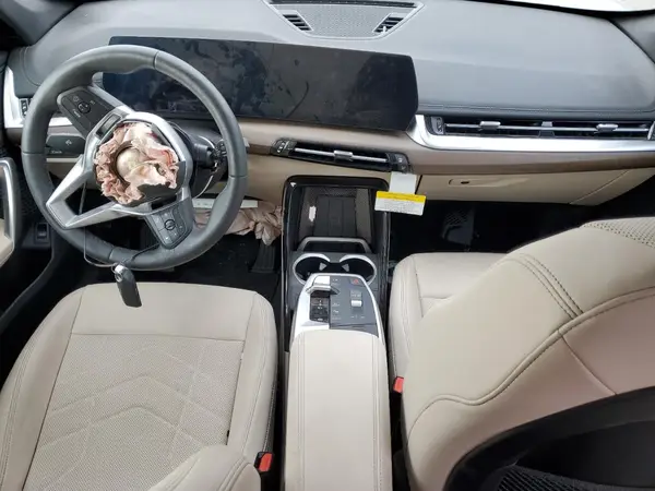 WBX73EF09R5Y31705 2024 BMW X1 - Image 8