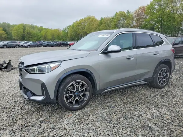 WBX73EF09R5Y41523 2024 BMW X1 - Image 1