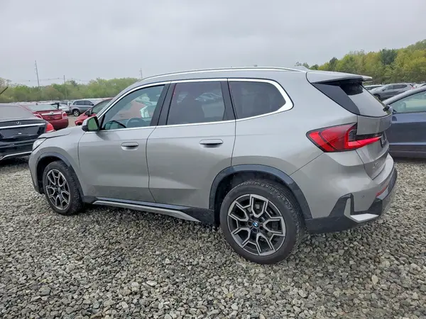 WBX73EF09R5Y41523 2024 BMW X1 - Image 2