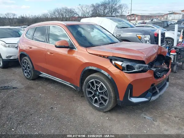 WBX73EF09S5044419 2025 BMW X1 - Image 1