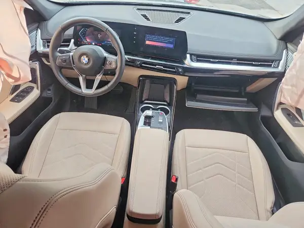 WBX73EF09S5087951 2025 BMW X1 - Image 8