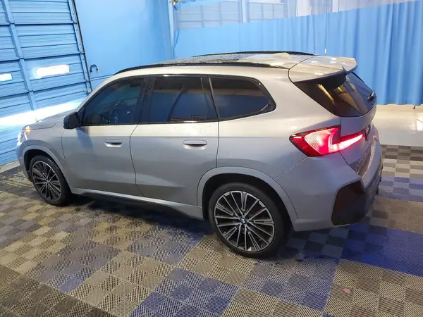 WBX73EF09S5118647 2025 BMW X1 - Image 2
