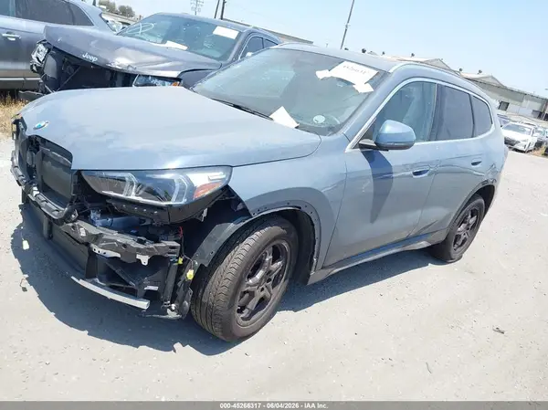 WBX73EF09S5128627 2025 BMW X1 - Image 2