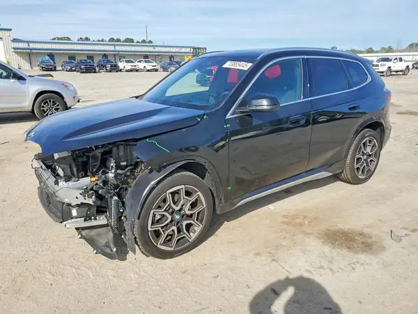 WBX73EF09S5151664 2025 BMW X1 - Image 1
