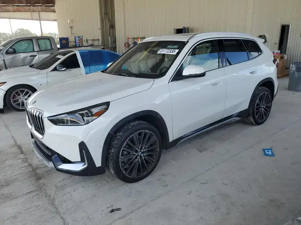 WBX73EF09S5154077 2025 BMW X1 - Image 1