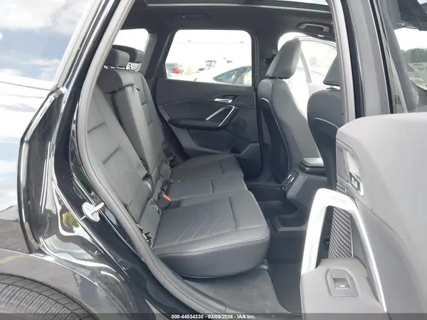 WBX73EF09S5336040 2025 BMW X1 - Image 8