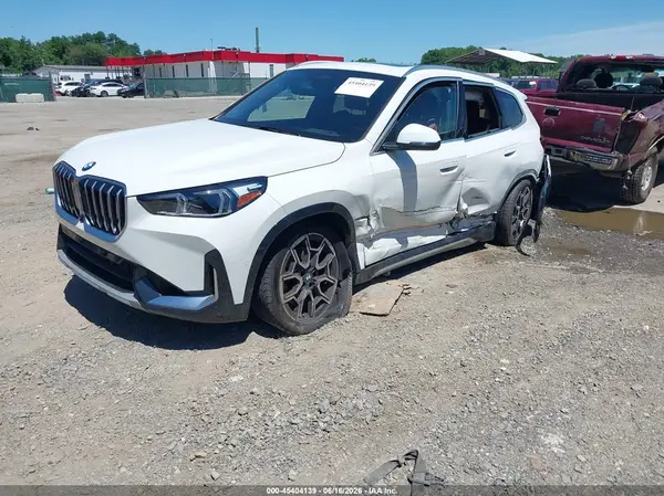 WBX73EF09T5435605 2026 BMW X1 - Image 2