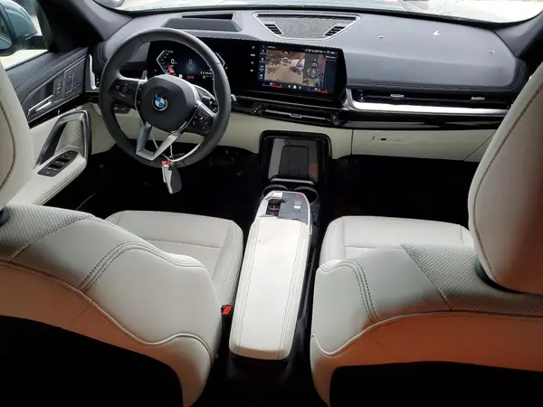 WBX73EF09T5569336 2026 BMW X1 - Image 8