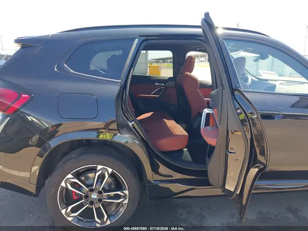 WBX73EF09T5575637 2026 BMW X1 - Image 8