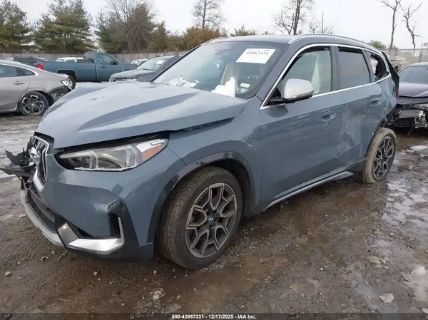 WBX73EF0XP5V77208 2023 BMW X1 - Image 2