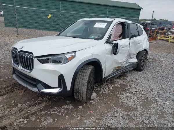 WBX73EF0XP5X50287 2023 BMW X1 - Image 2