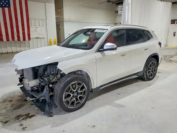 WBX73EF0XP5Y20967 2023 BMW X1 - Image 1