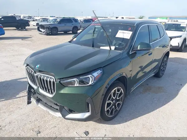 WBX73EF0XS5061083 2025 BMW X1 - Image 2