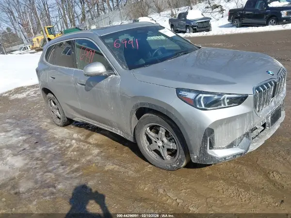 WBX73EF0XS5227649 2025 BMW X1 - Image 1