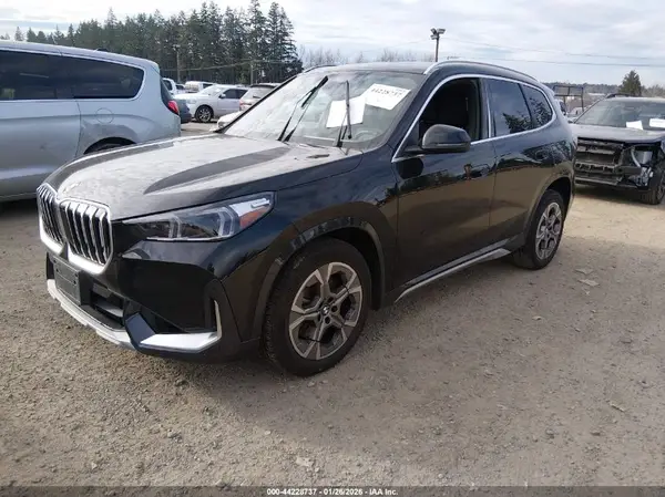 WBX73EF0XS5244337 2025 BMW X1 - Image 2