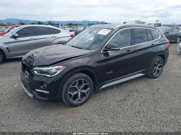 WBXHT3C30G5E48260 2016 BMW X1 - Image 2