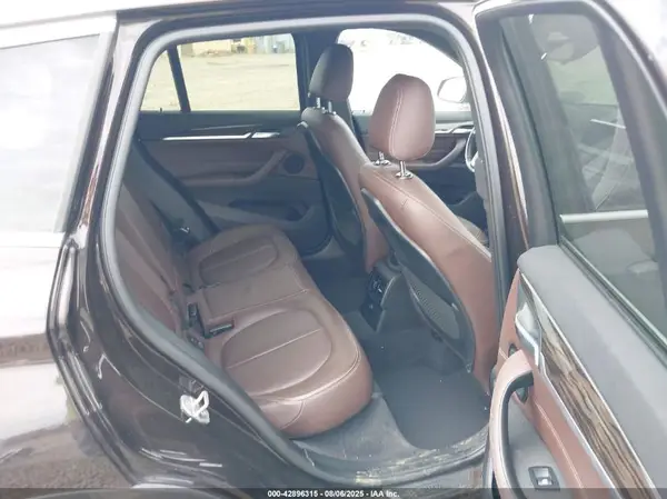 WBXHT3C30G5E48260 2016 BMW X1 - Image 8