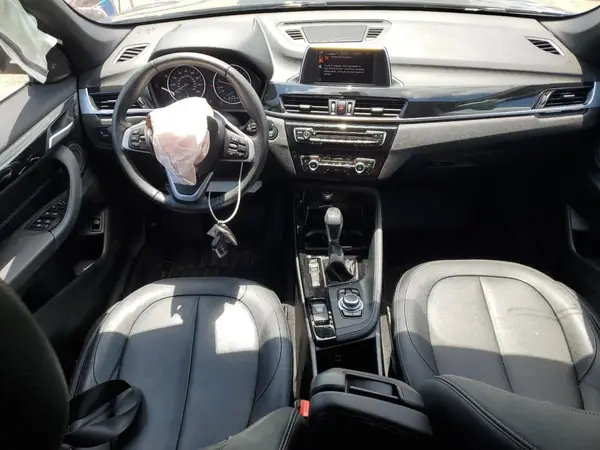 WBXHT3C30G5E51398 2016 BMW X1 - Image 8