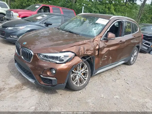 WBXHT3C30G5E51644 2016 BMW X1 - Image 2
