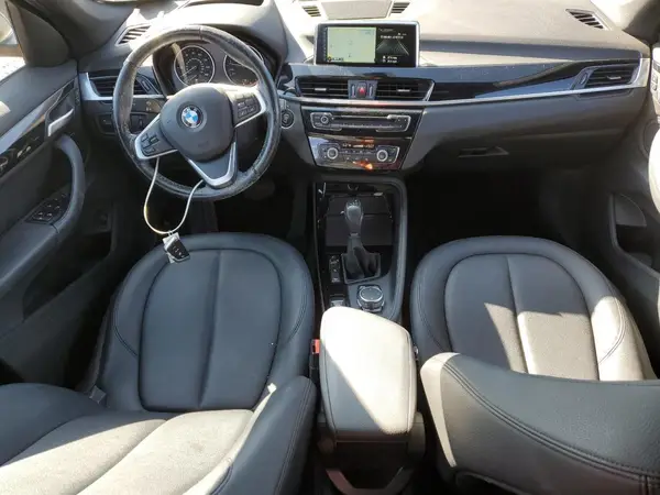 WBXHT3C30G5E52602 2016 BMW X1 - Image 8