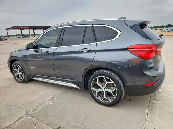 WBXHT3C30G5E53264 2016 BMW X1 - Image 2