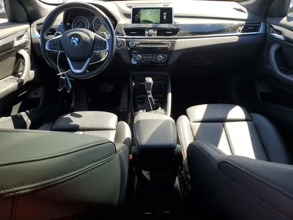 WBXHT3C30G5E53636 2016 BMW X1 - Image 8