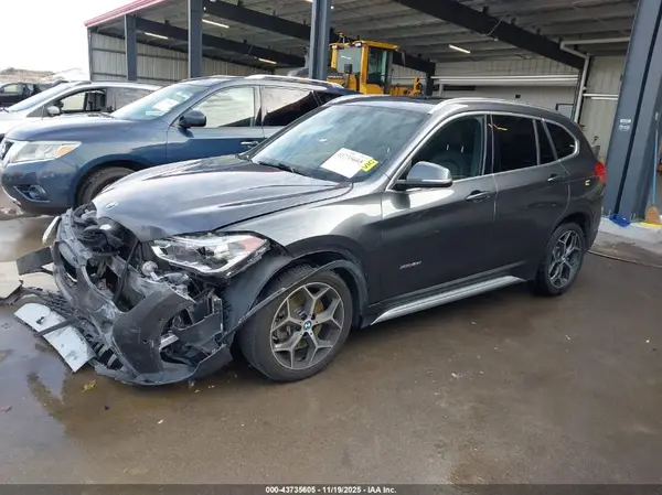 WBXHT3C30G5E55029 2016 BMW X1 - Image 2