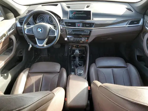 WBXHT3C30G5E56679 2016 BMW X1 - Image 8