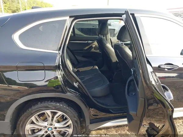 WBXHT3C30G5F63599 2016 BMW X1 - Image 8