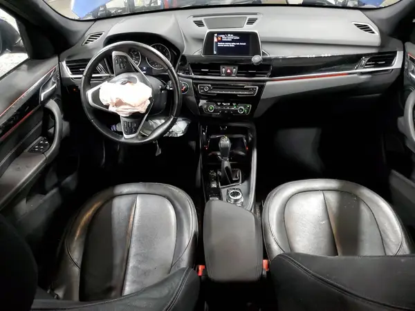 WBXHT3C30G5F65787 2016 BMW X1 - Image 8