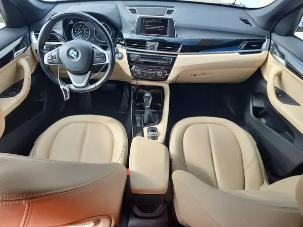 WBXHT3C30G5F65840 2016 BMW X1 - Image 8
