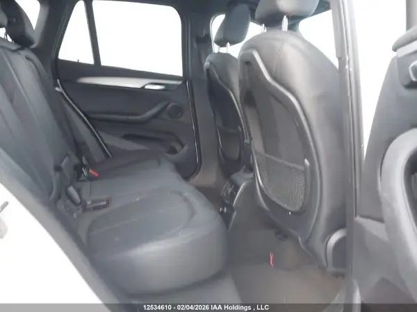WBXHT3C30G5F67121 2016 BMW X1 - Image 8