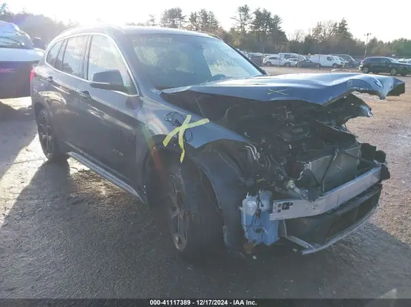 WBXHT3C30GP881837 2016 BMW X1 - Image 1