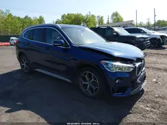 WBXHT3C30GP883264 2016 BMW X1