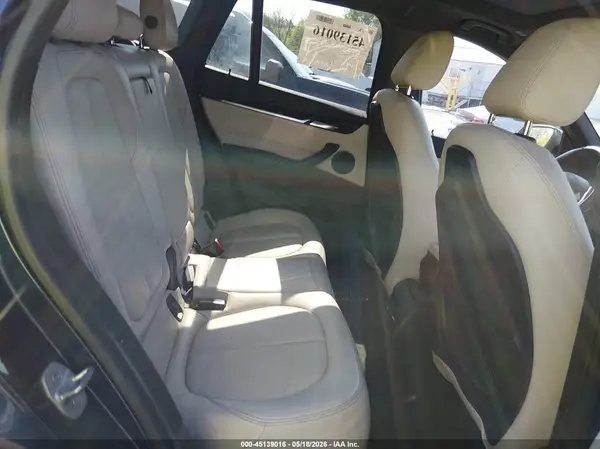 WBXHT3C30GP883264 2016 BMW X1 - Image 8