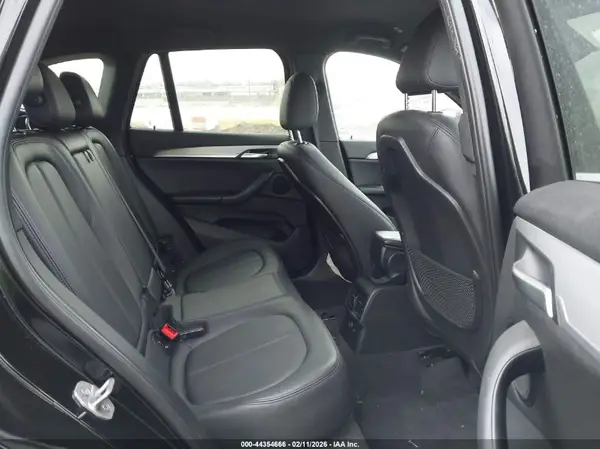 WBXHT3C30GP883734 2016 BMW X1 - Image 8